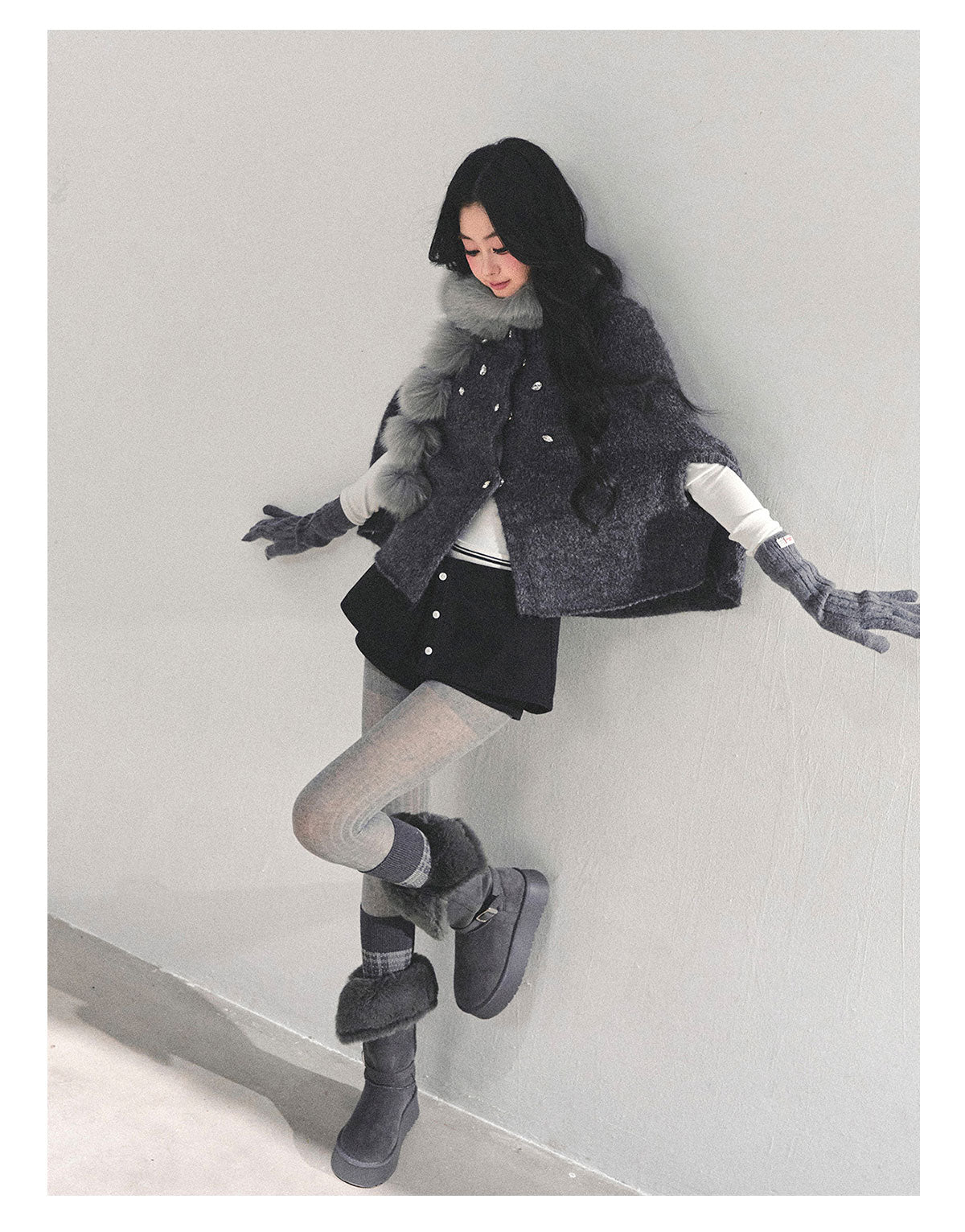 少也眼 “Monologue of the Wilderness” Knit Cape Sweater  - Gray 68415