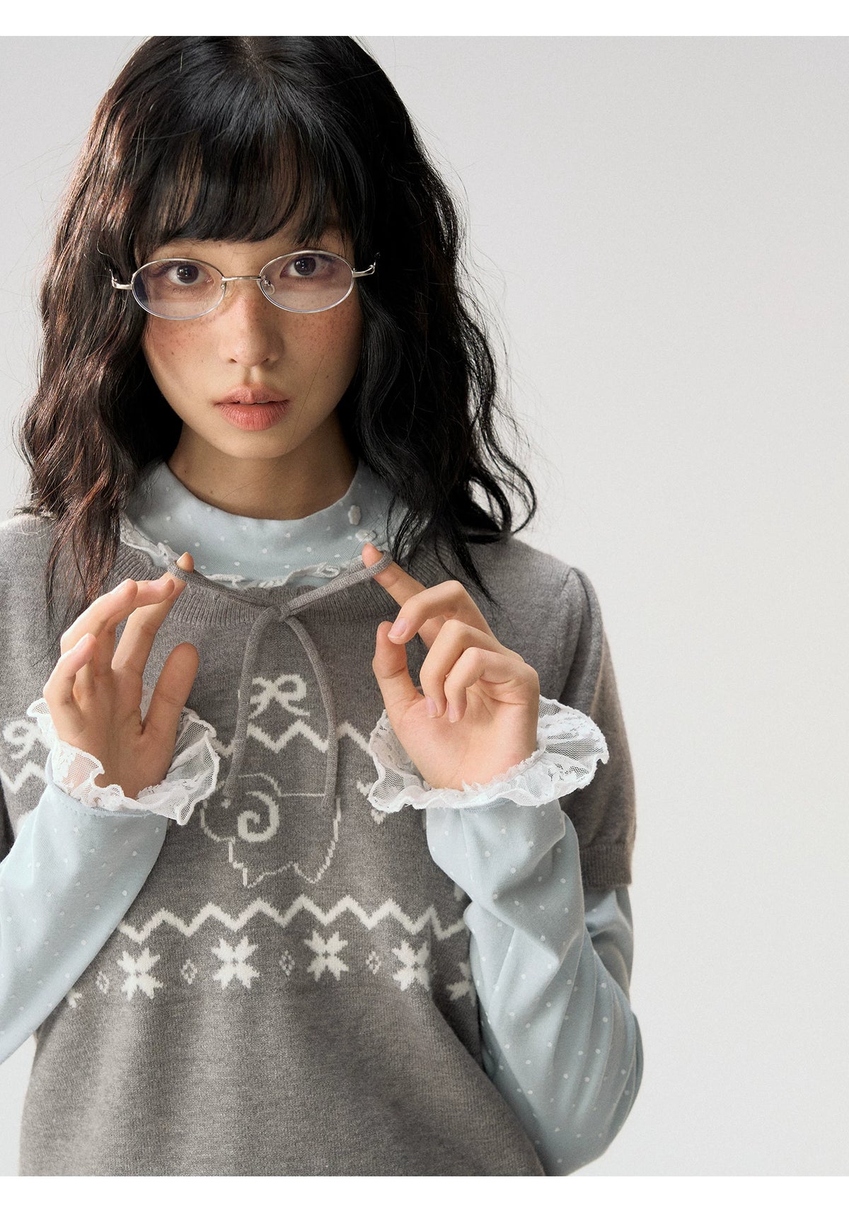 [CAN] "Little Lamb Adventure" Gray Jacquard Bow-Detail Short Sleeve Knit Top