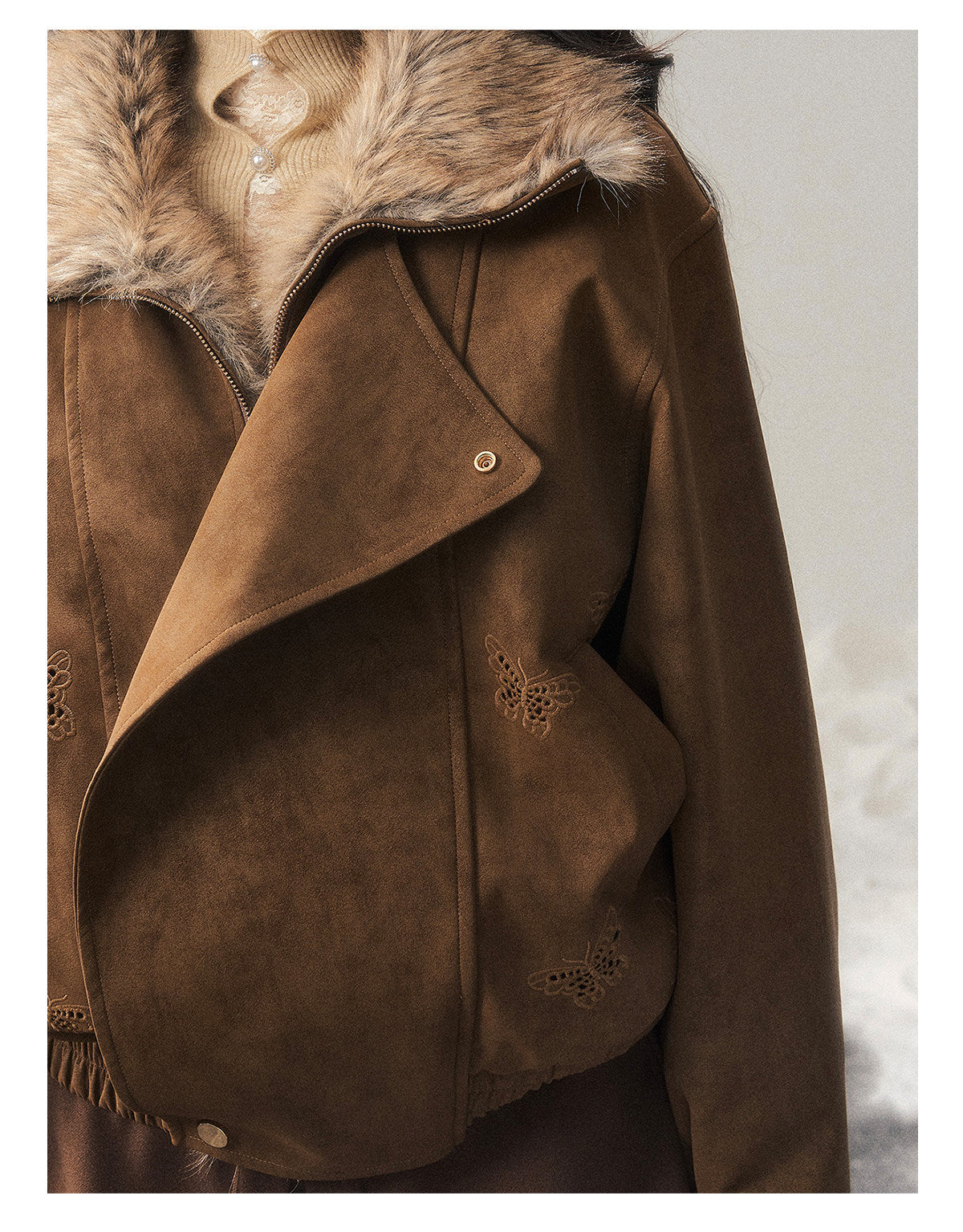 少也眼 "Cloud Veils Over the Mountains" Hepburn-Style Padded Faux Suede Butterfly Coat
