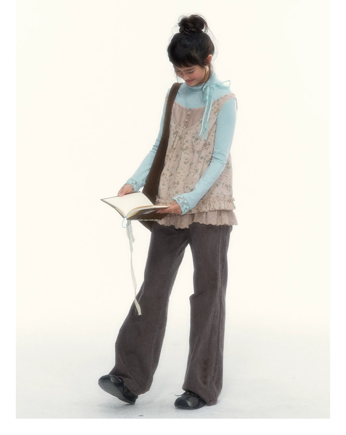 “Mint Milk Pudding” Mint Blue Lace-Trimmed Mock Neck Knit Top