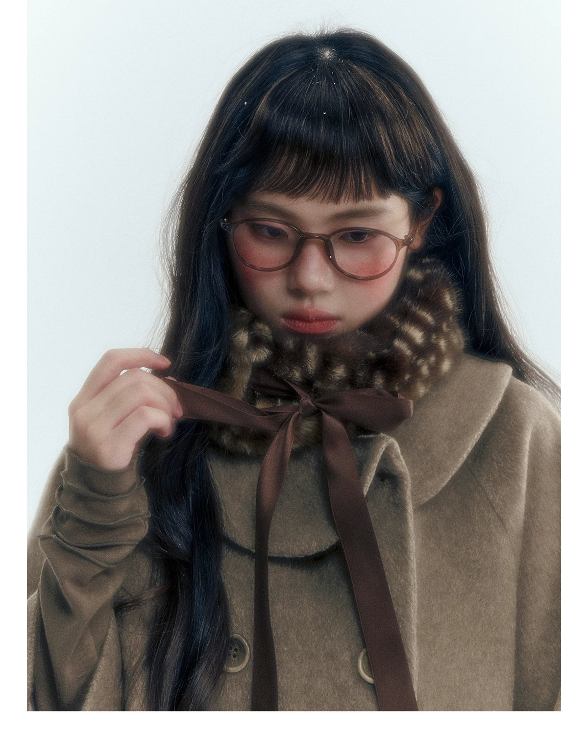 Horridale - [FREE GIFT] Vintage Bow-Tie Faux Fur Collar Scarf (Cream White / Brown)
