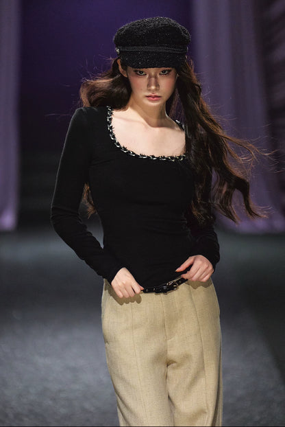 "Heiress Charm" Square Neck Knit Top (Black/ Light Apricot)