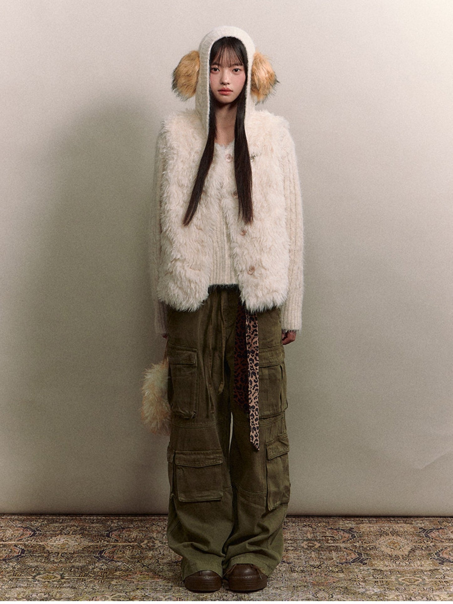 Soote Season - Korean Cloud Mist White Curly Faux-Fur Vest