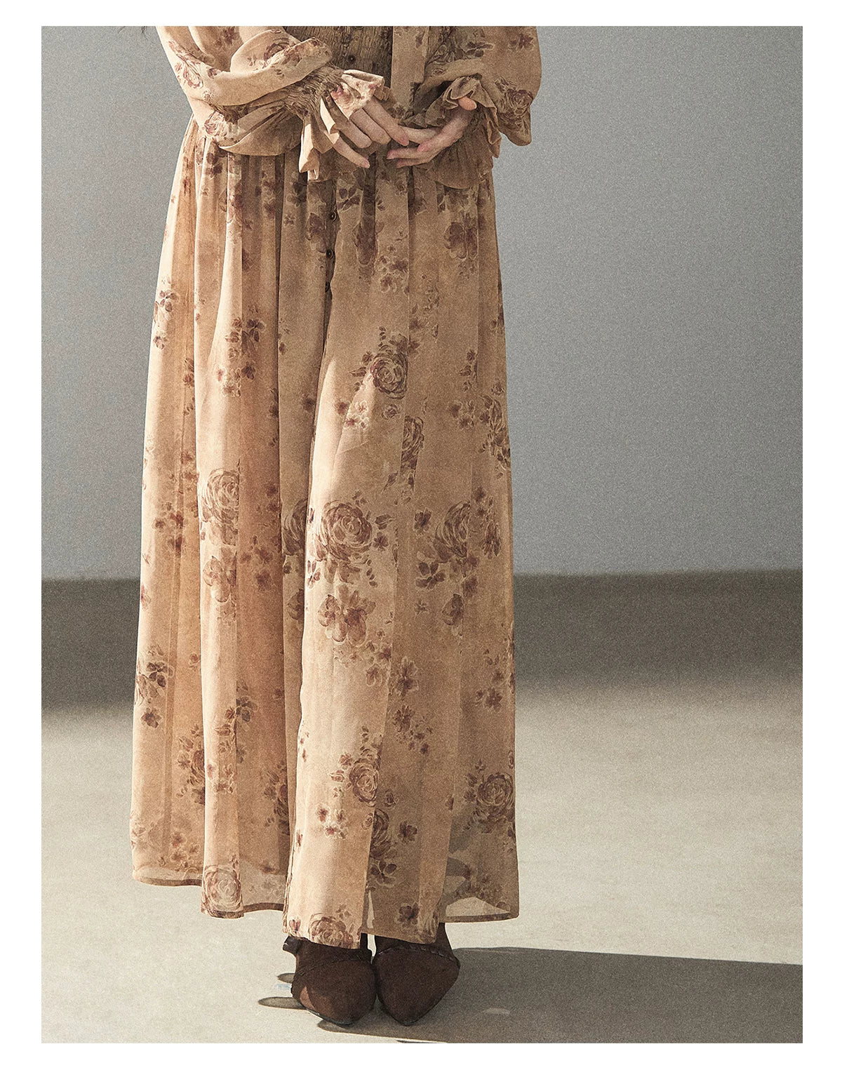 AOMALM - Oatmeal Rose-Print Chiffon Layered Maxi Dress Set