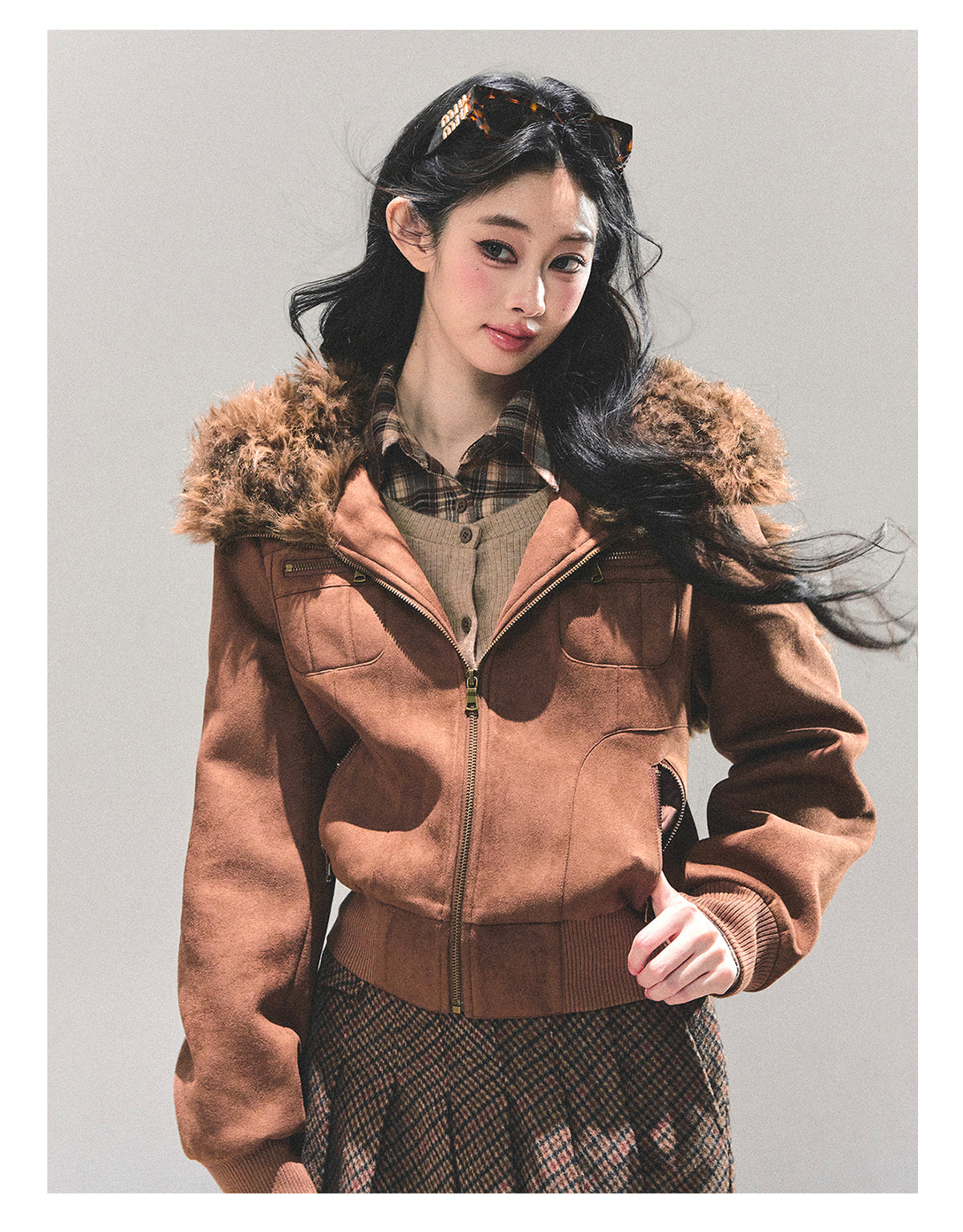 少也眼 “Drifting Dusk” Faux Fur-Collar Winter Jacket 6556565