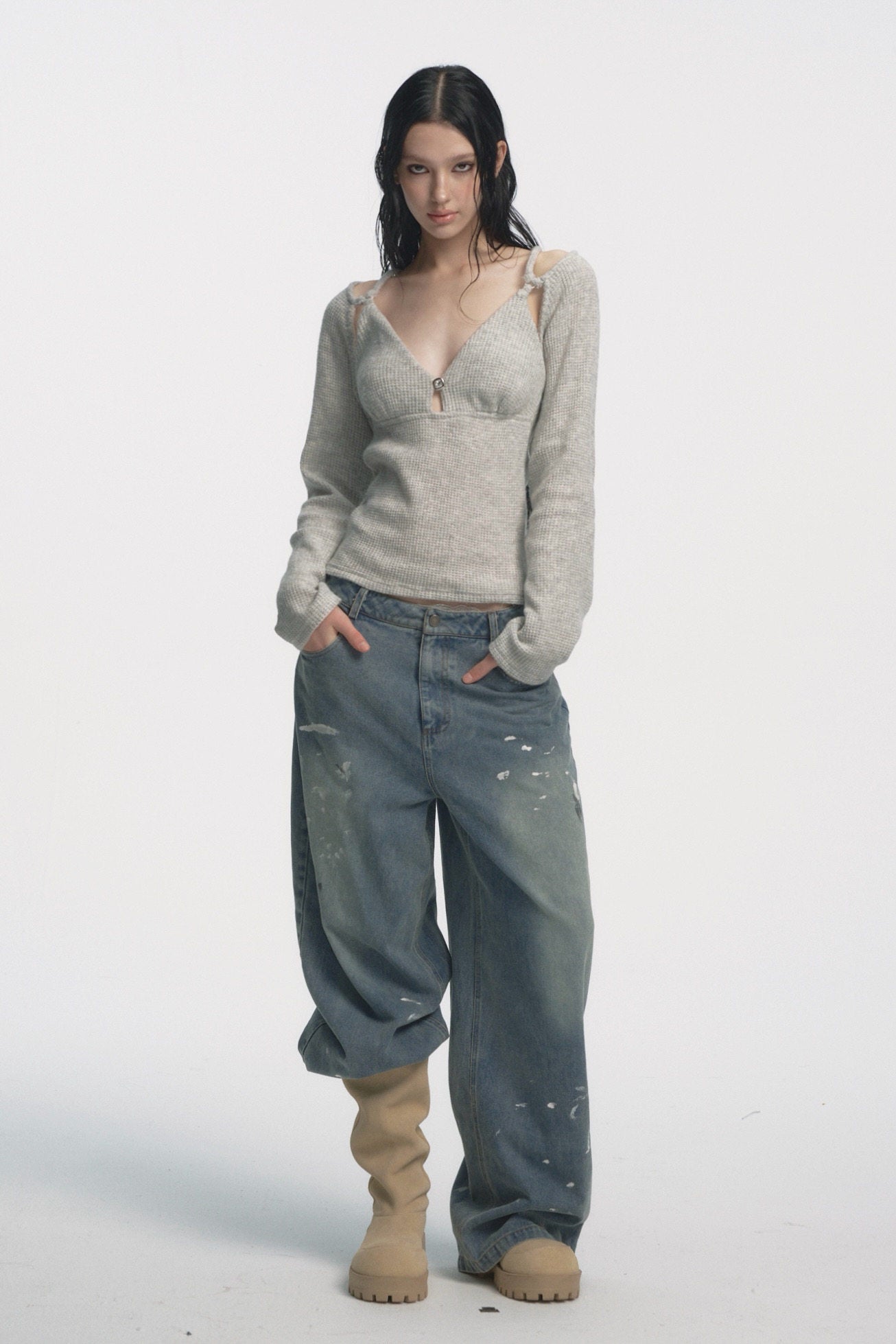 Muirgen - Gray Cut-Out Shoulder V-Neck Knit Top