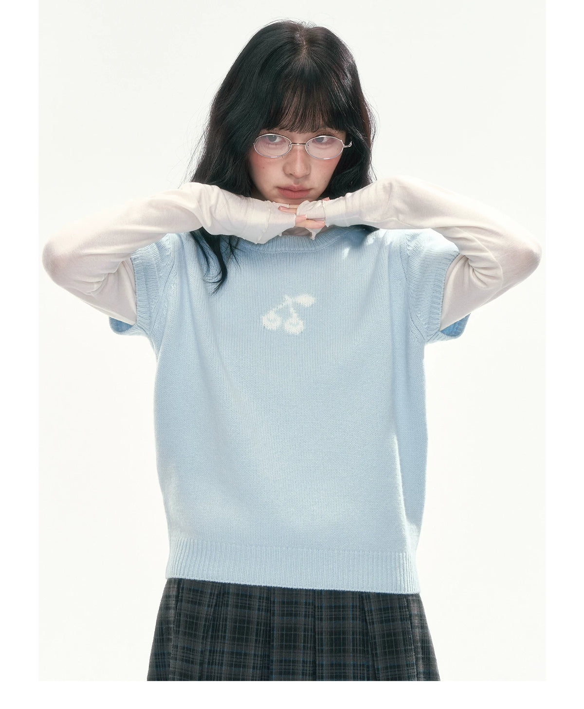 [CAN] Cropped Knit Top with Cherry Jacquard Detail
