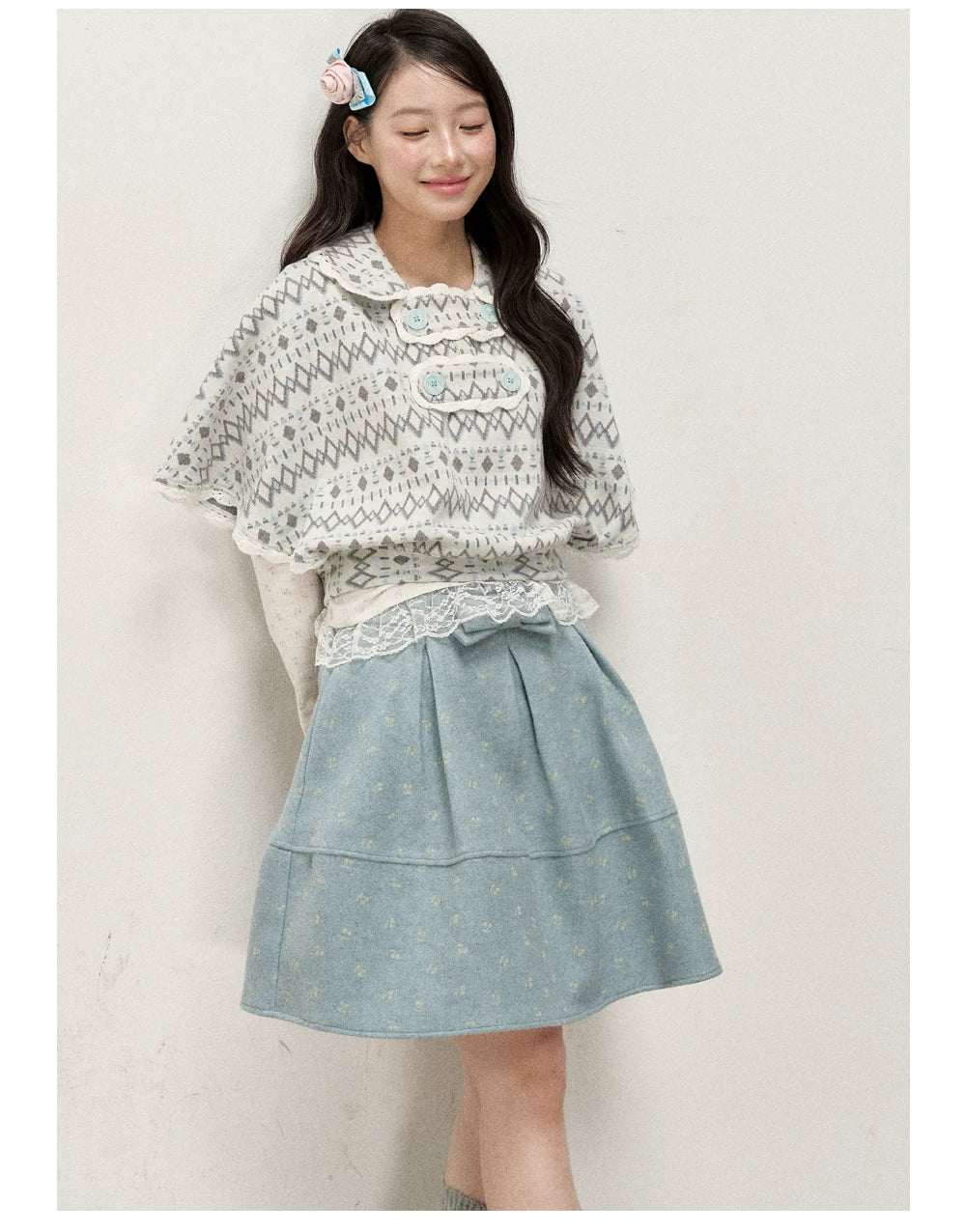 [RF] Mist Gray Argyle Jacquard Cropped Poncho-Style Pullover with Lace Trim
