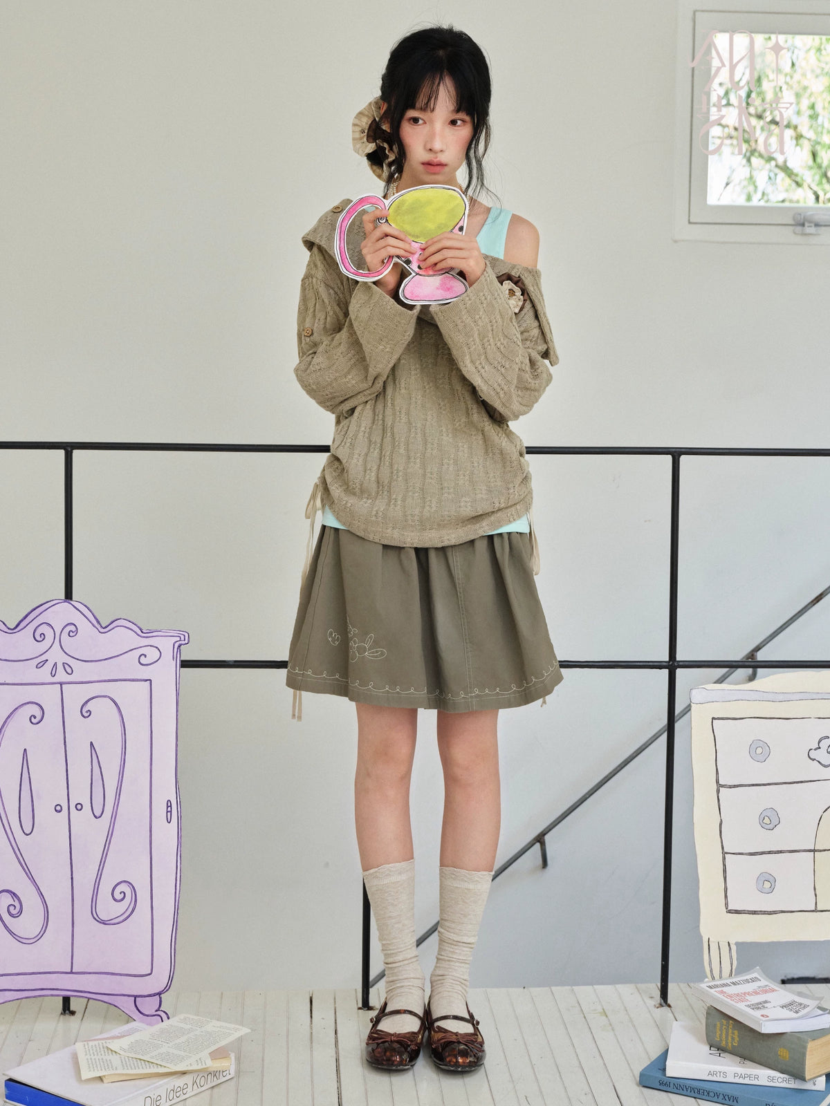 DAILY ARTIST - Brown Cable-Knit Sweater & Mint Green Tank Set