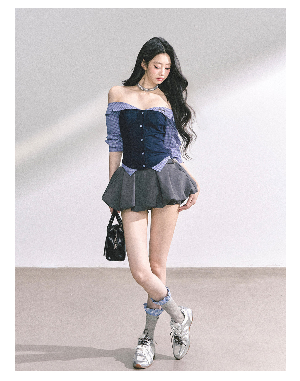 少也眼 "London Crush" Off-Shoulder Dual-Layer Long-Sleeve Spicy Girl Tee - Navy Blue
