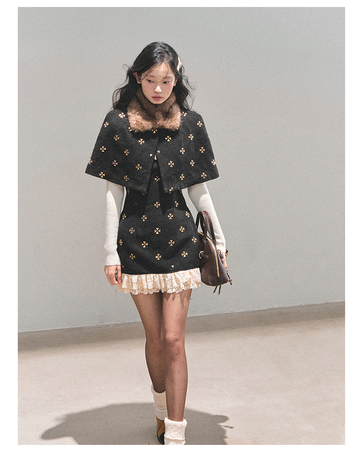 少也眼 “Snowy Night Waltz” French-Style Wool Dress with Detachable Fur Cape