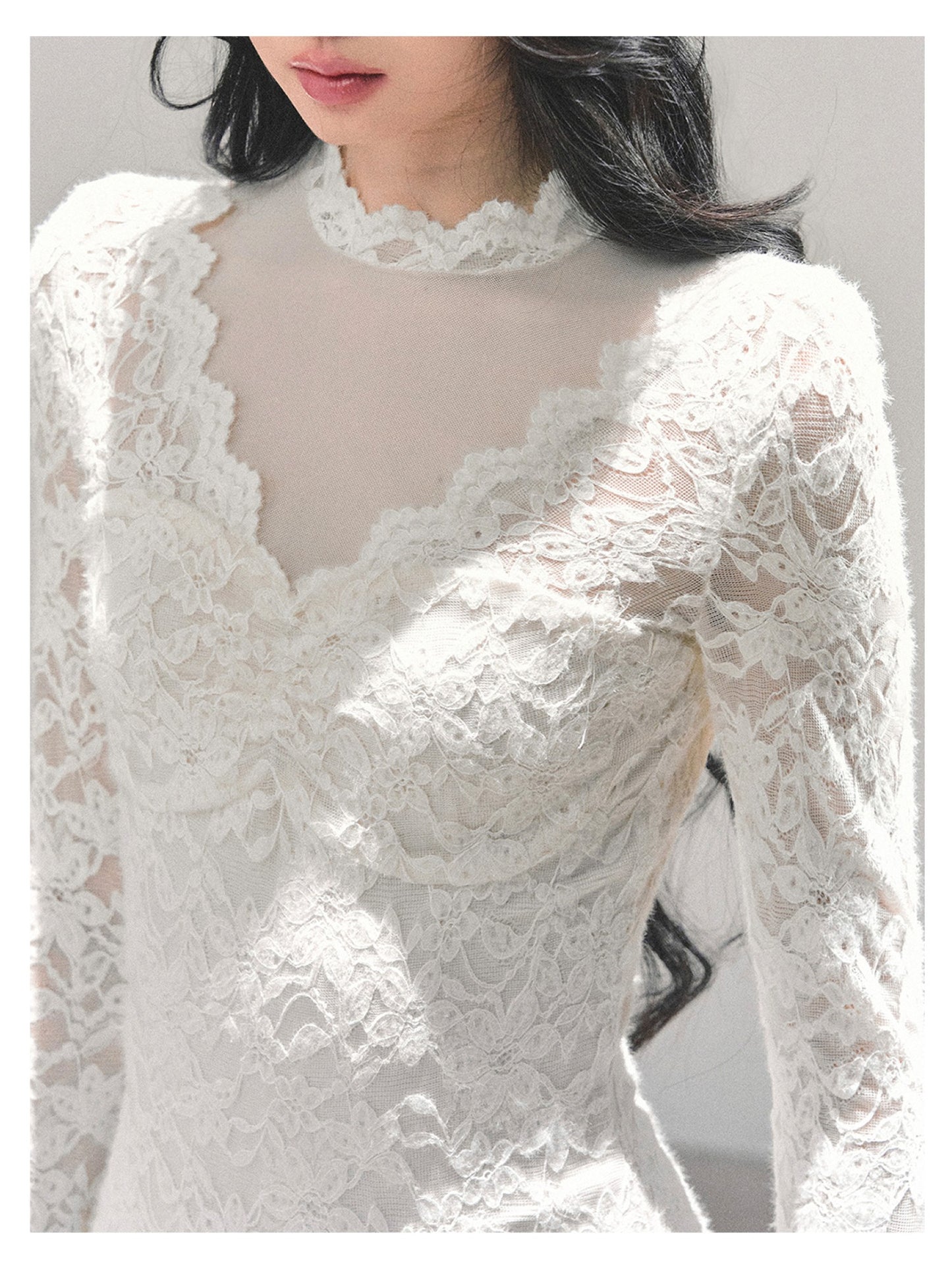 少也眼 “The Moment of the Full Moon" French Lace Winter Dress - White 845613
