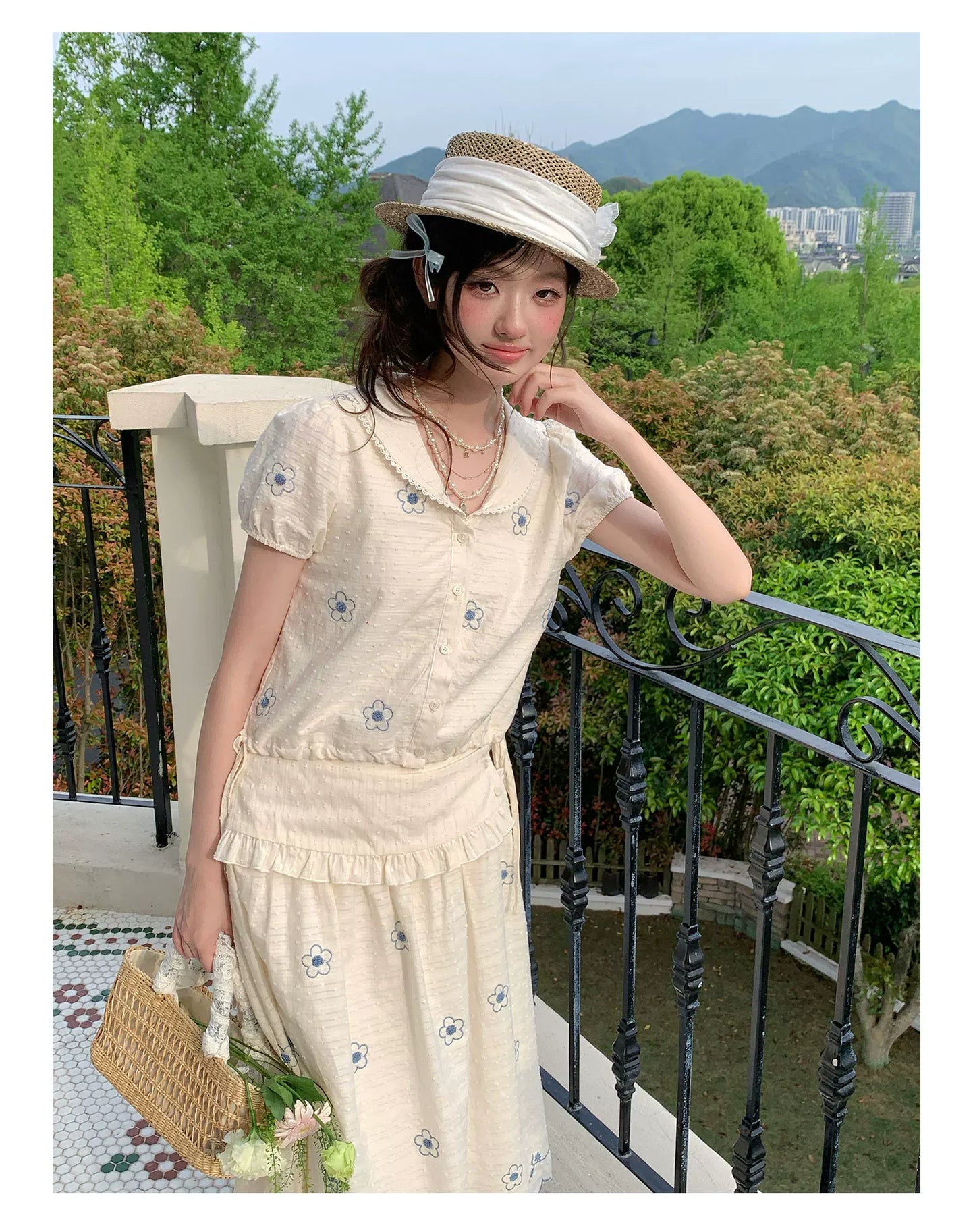 “Flower Sugar Soufflé” Cream Floral Embroidered Skirt Set