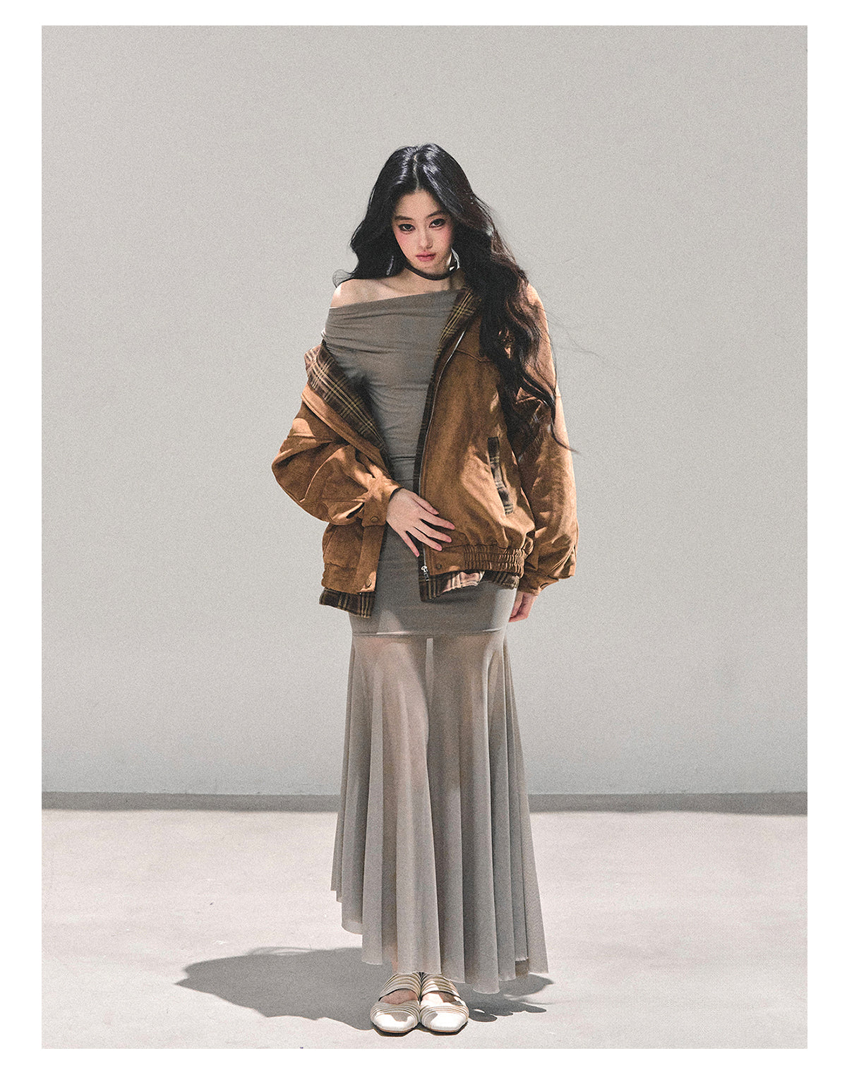 少也眼 "The Silent Heiress" Ash Camel Slim-Fit Evening Maxi Dress 76867845