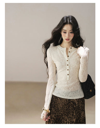 AOMALM - "Clear Lines" Long-Sleeve Finger-Hole Flared Sleeve Knit Top
