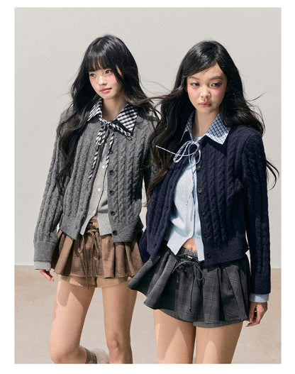 少也眼 “She Sinks into Dusk” Faux-Layered Cable-Knit Cardigan 511256