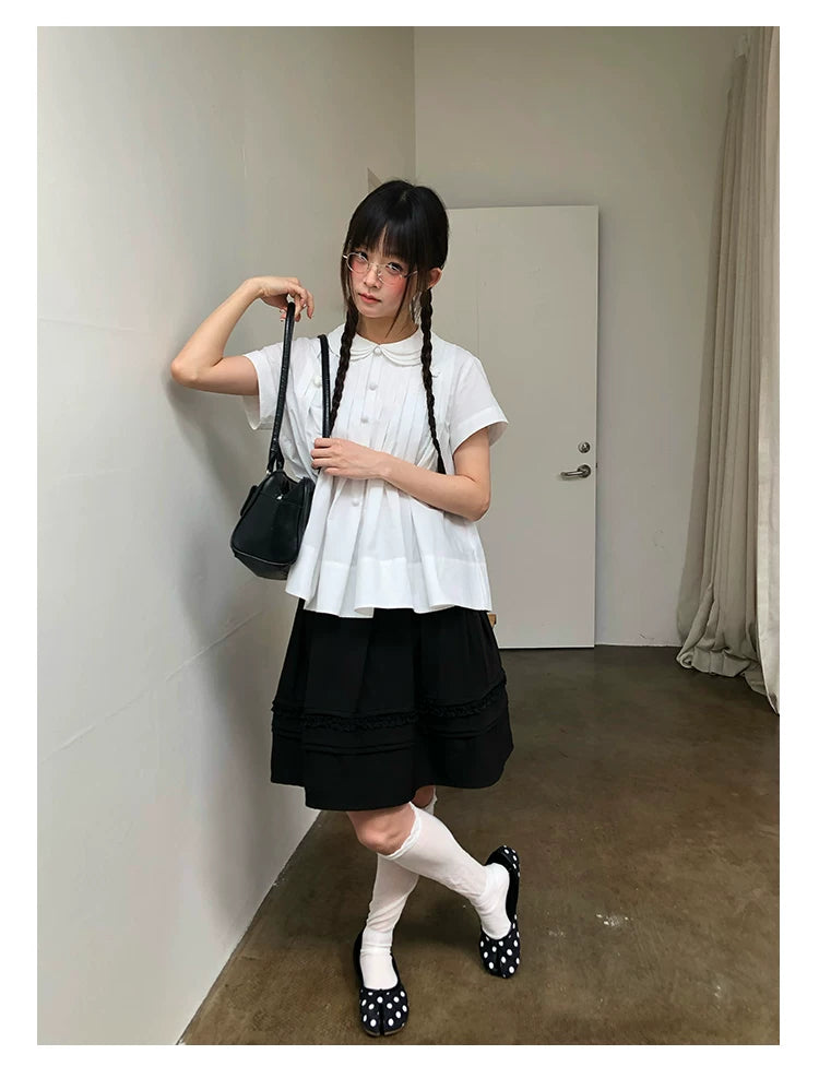 "Hyacinth Letter" White Cotton Peter Pan Collar Pleated Blouse