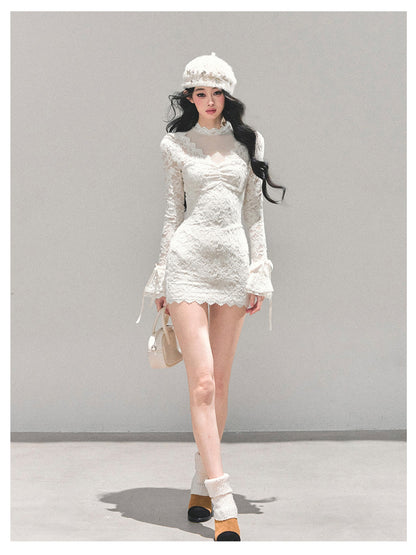 少也眼 “The Moment of the Full Moon" French Lace Winter Dress - White 845613