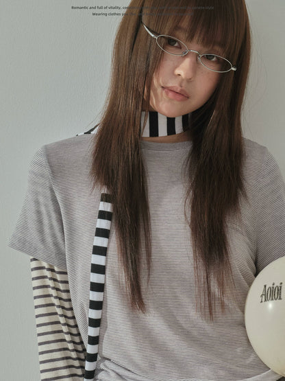 "Lazy Echo" Layered Stripe Long Sleeve Knit T-Shirt (Black Stripe / Gray Stripe)