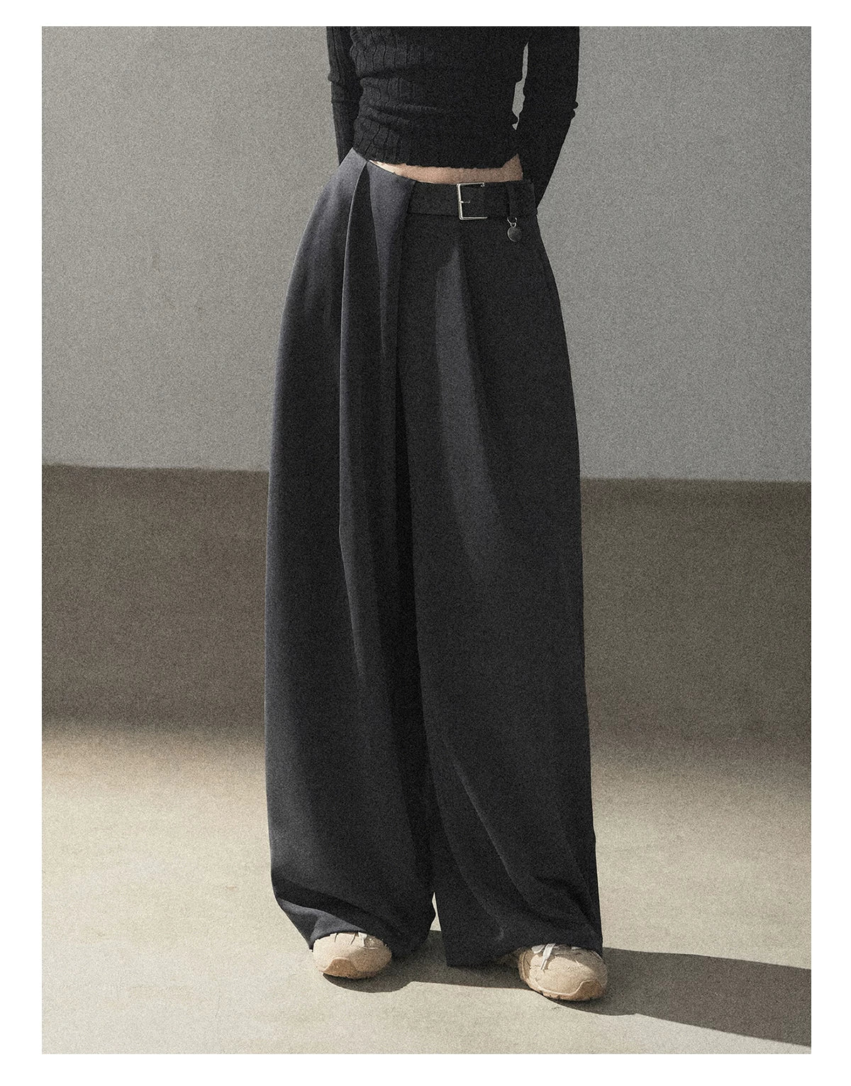 AOMALM - "A Touch of Autumn" Loose Relaxed Balloon Wide-Leg Pants With Belt (Dusty Taupe Brown / Quiet Black)