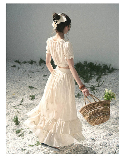 “Fallen Into the Garden” Dutch Cream Two-Piece Skirt Set 5635432