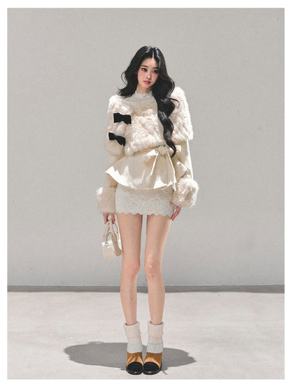 少也眼 “Through Her Dreamscape" Two-Piece Set