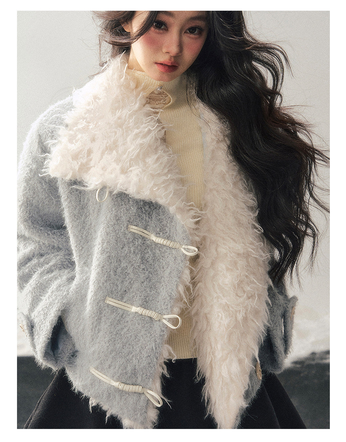 少也眼 "I Drown in Blue" Padded Winter Coat - Glacier Blue
