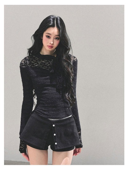 少也眼 “Monochrome Whispers" Lace Long-Sleeve Top - Black
