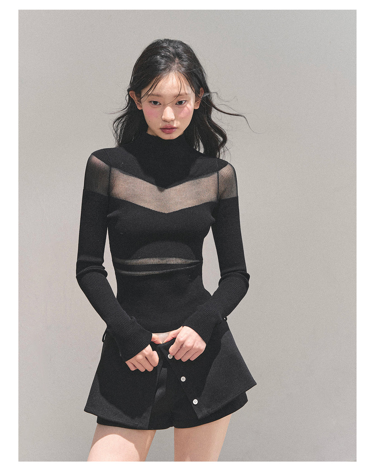 少也眼 “Whisper of Nightfall” Sheer-Panel Mock-Neck Knit Tee - Black 11.18-4