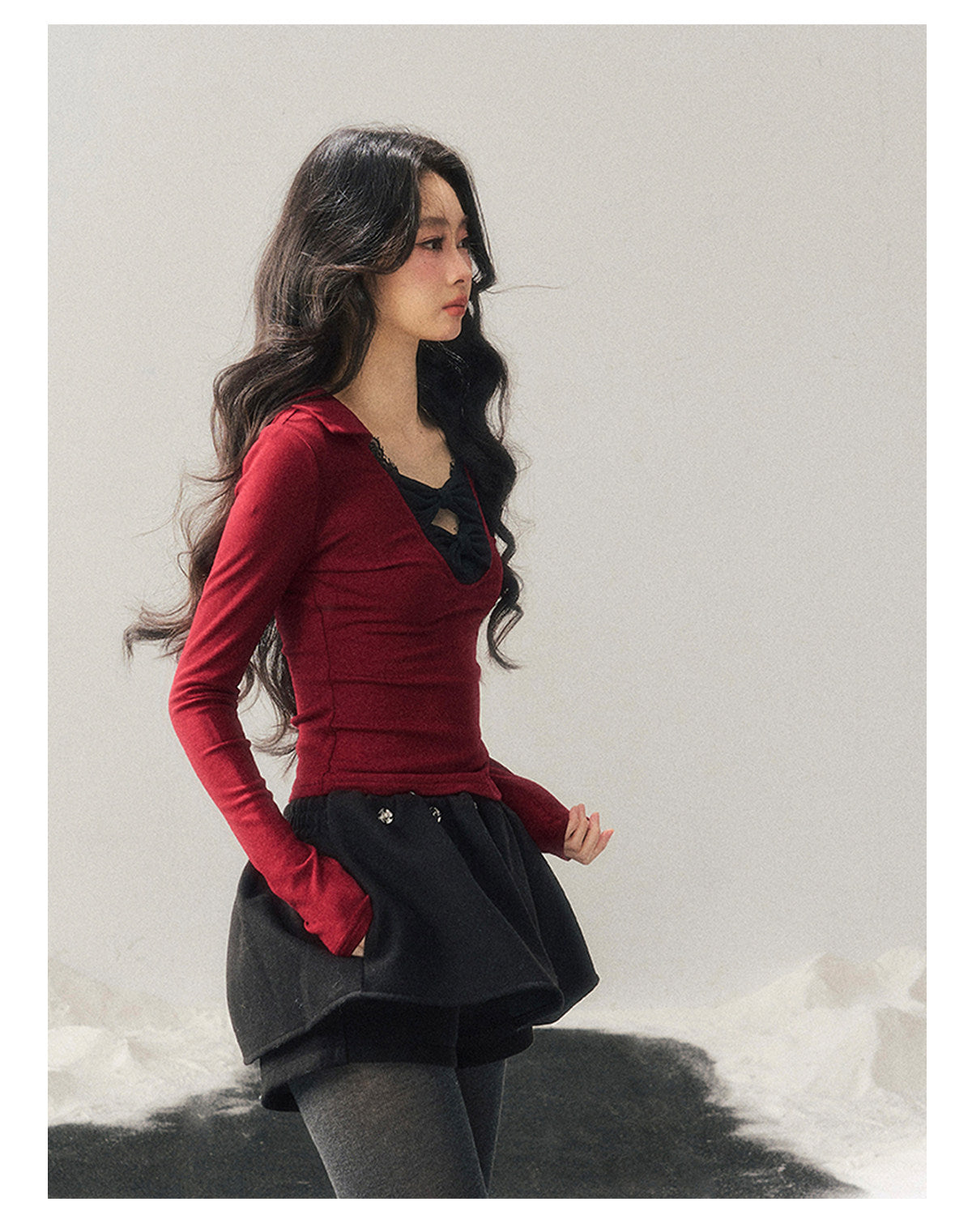 少也眼 “Silent Afterecho” Bow-Detail Top - Deep Wine Red