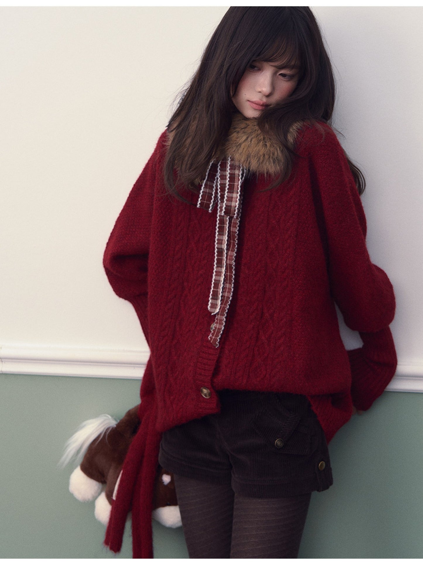 Soote Season - "Vintage Holiday Bow" Burgundy Batwing Faux-Fur Collar Cable-Knit Cardigan