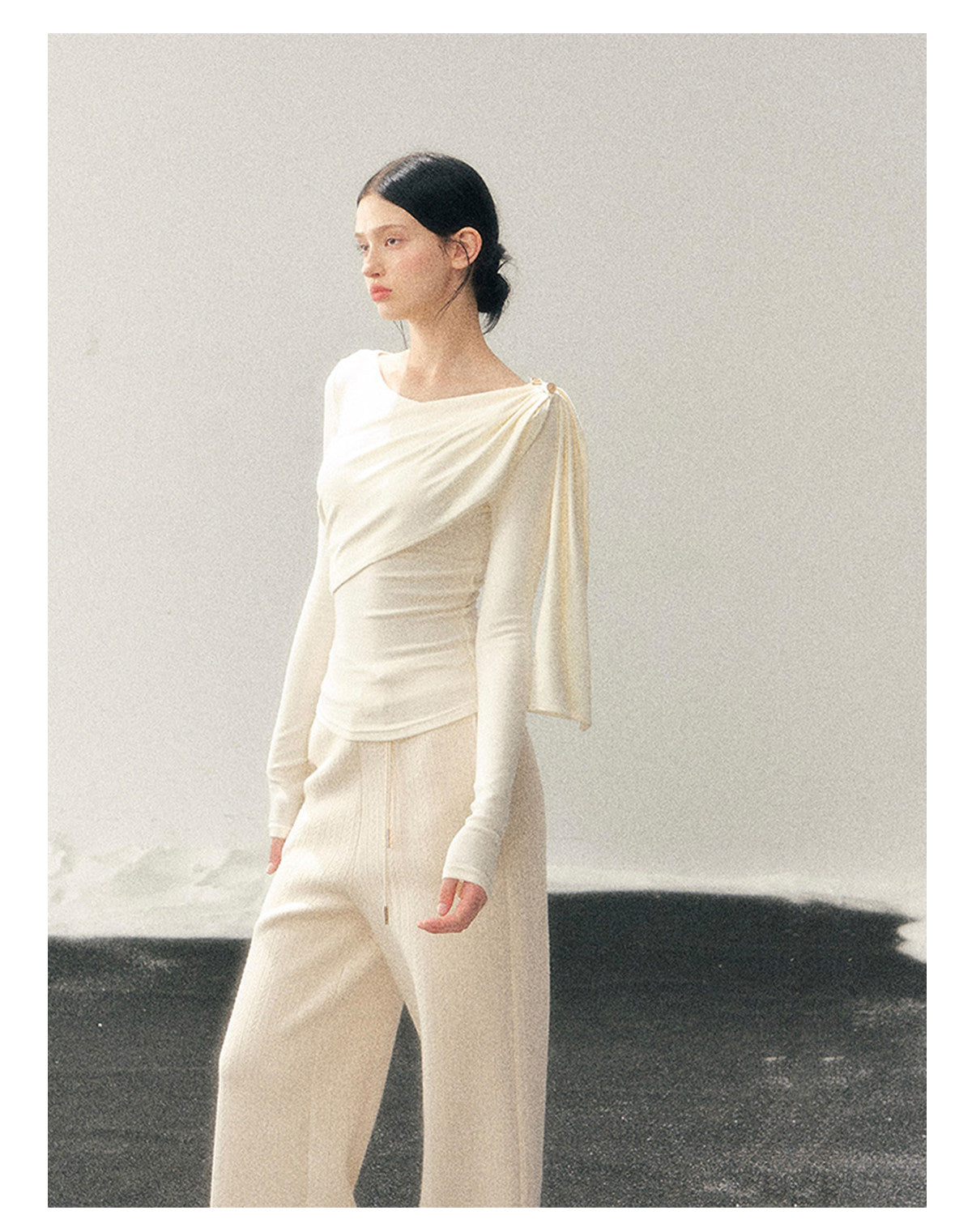 181225 “She Is Lighter Than the Wind” Streamer-Neck Top - Milky Apricot White