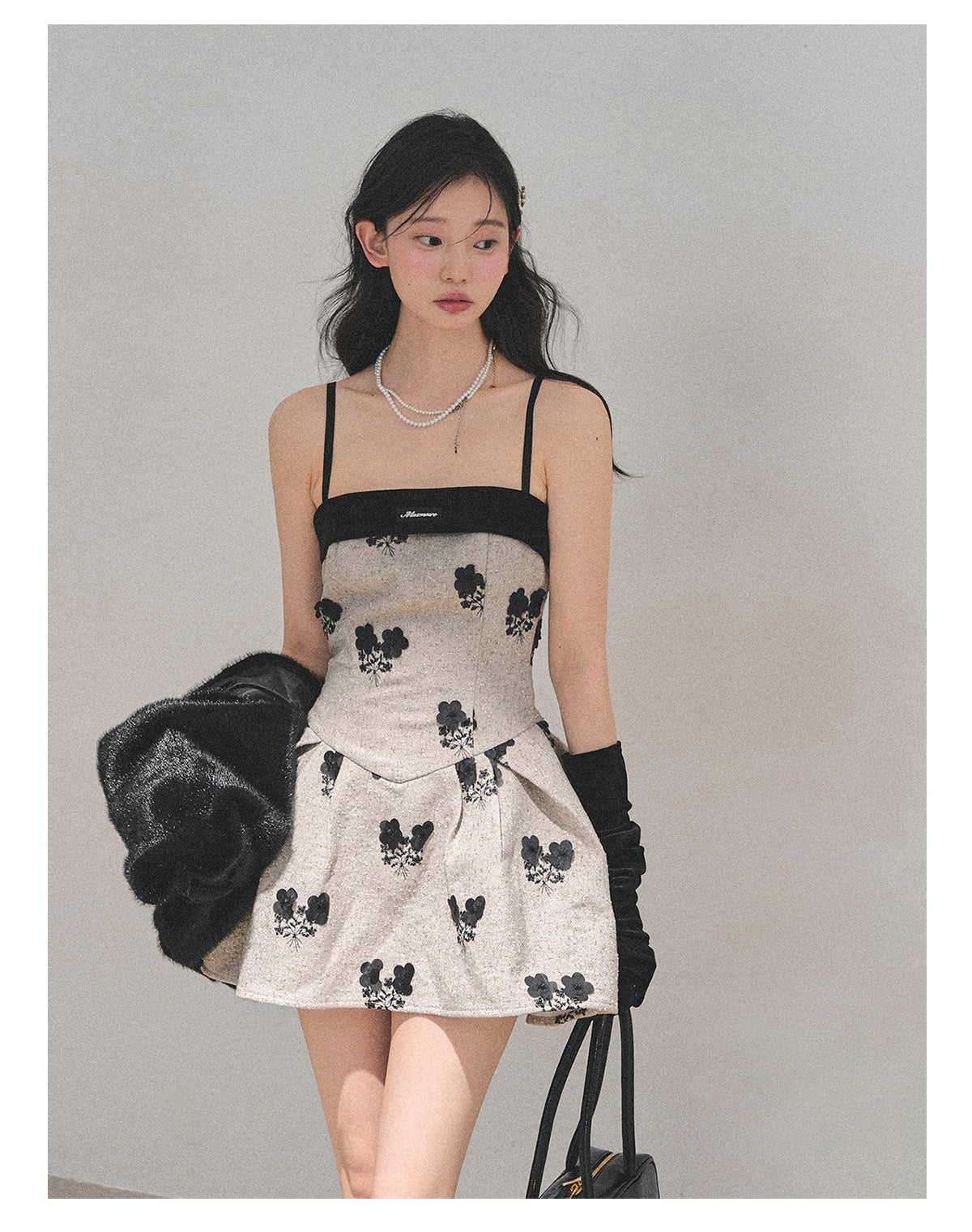 少也眼 “Whispers of Moss” Sparkle-Lined Gown with Faux-Fur Cape - Khaki/Black 6412124145