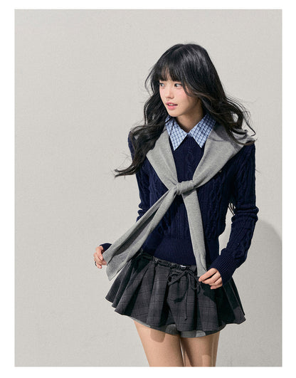 少也眼 “Unfinished Poem” Preppy Plaid-Collar Cable Knit Sweater - Navy