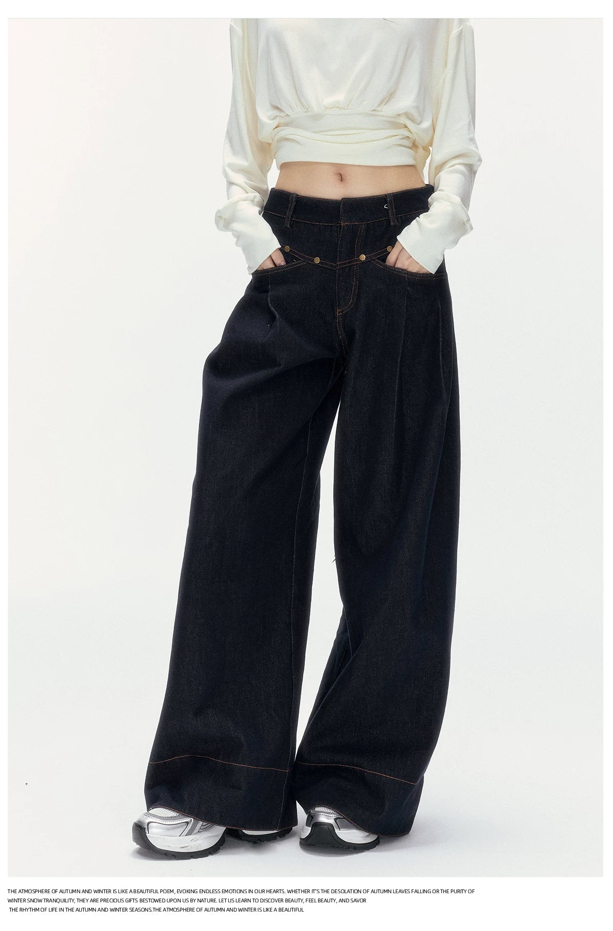 24olvides - Low-Rise Flare Jeans with Vintage Stud Details