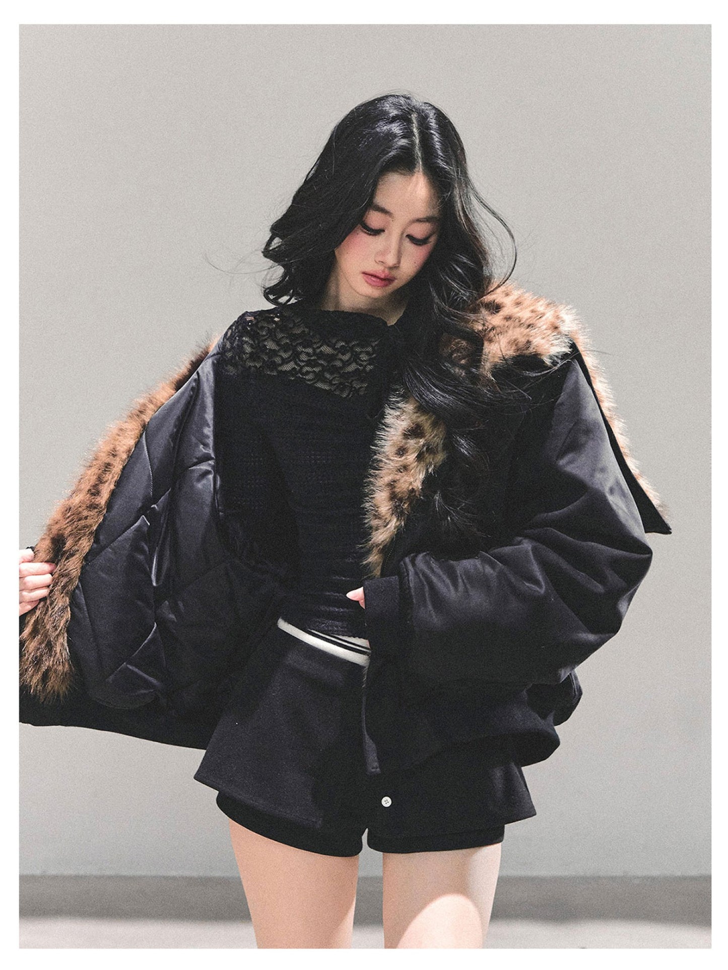 "降落在你怀中" Falling Into You Fleece Jacket - Black