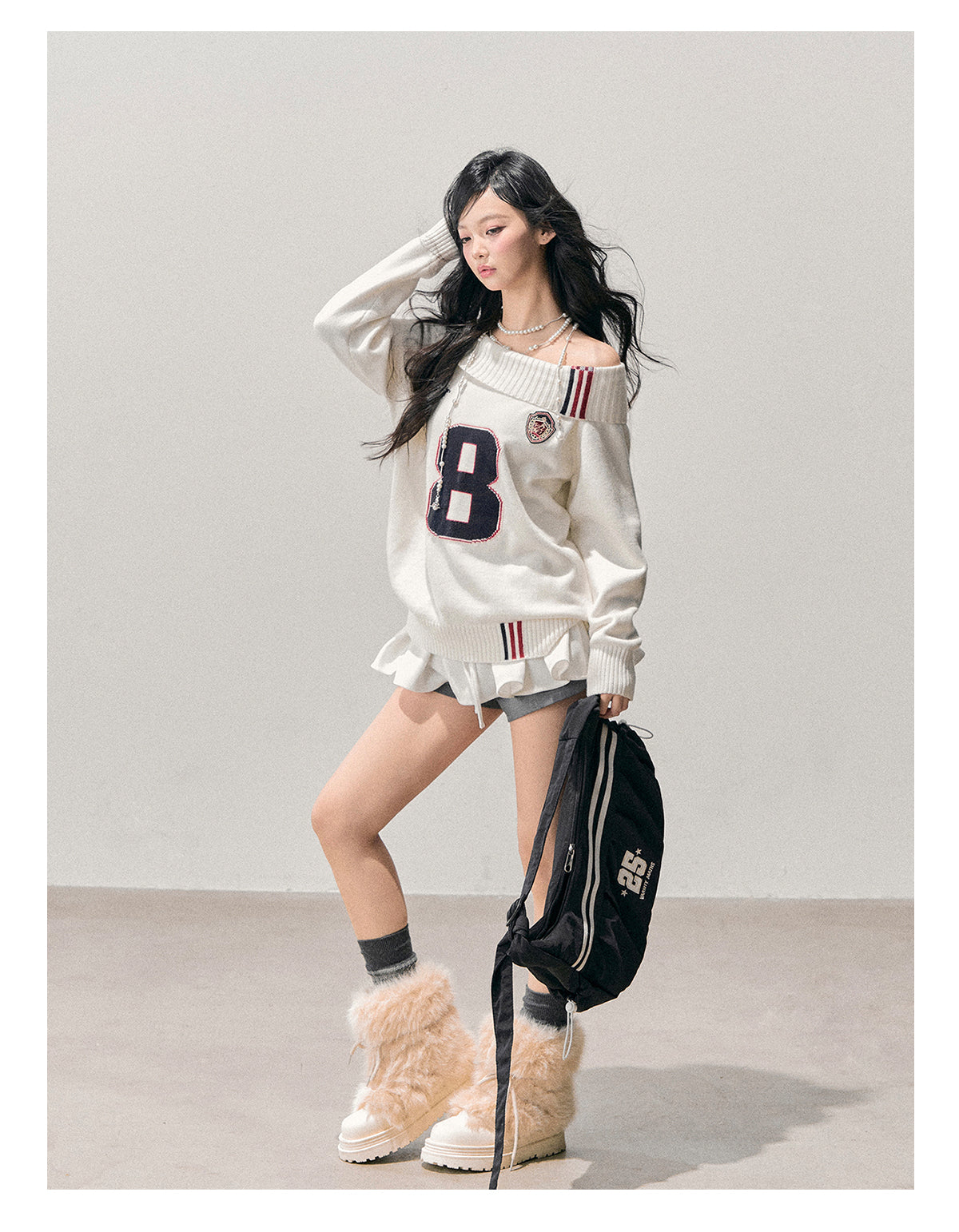 少也眼 “Frost-White Wallcorners” Off-Shoulder Knit Sweater