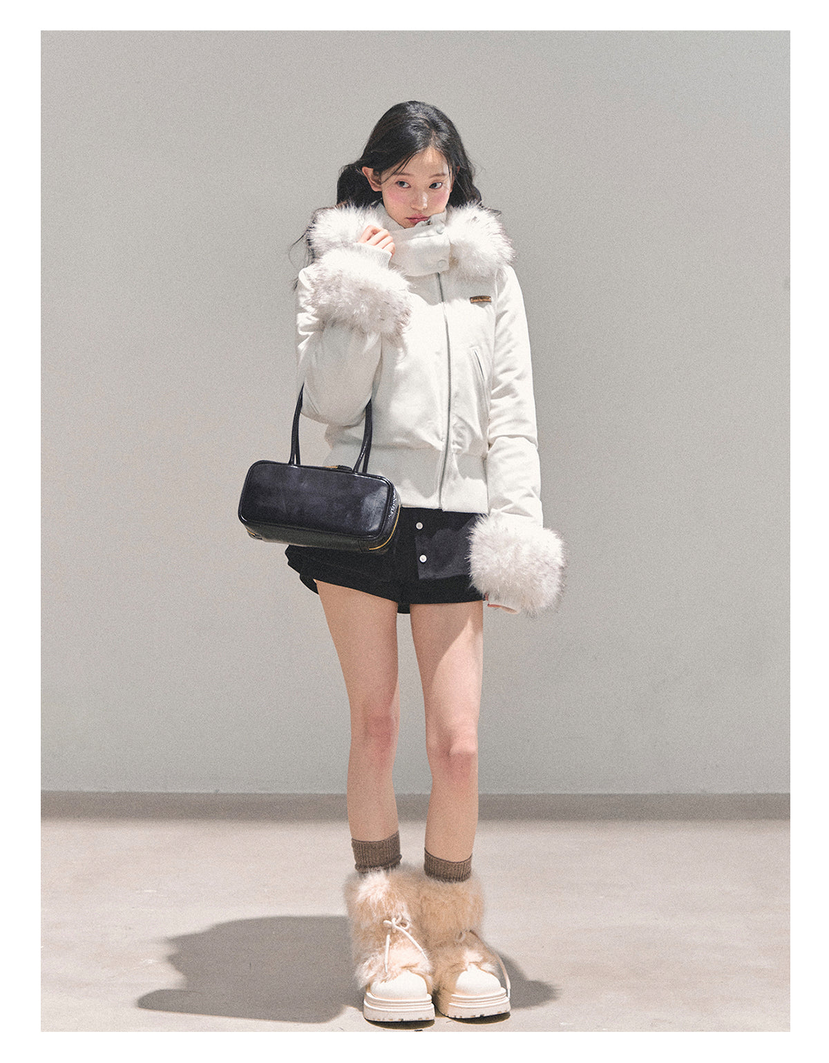 少也眼 “Weightless Monologue” Detachable-Fur Hooded Down Jacket 11.18-5