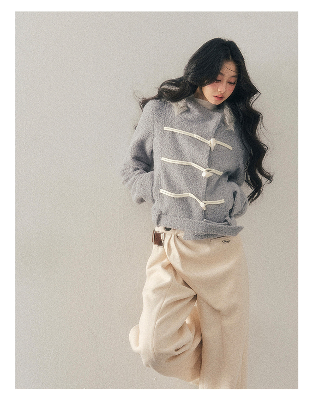 少也眼 "Silent Devotion" Quilted Fringe Wool Coat - Mist Blue