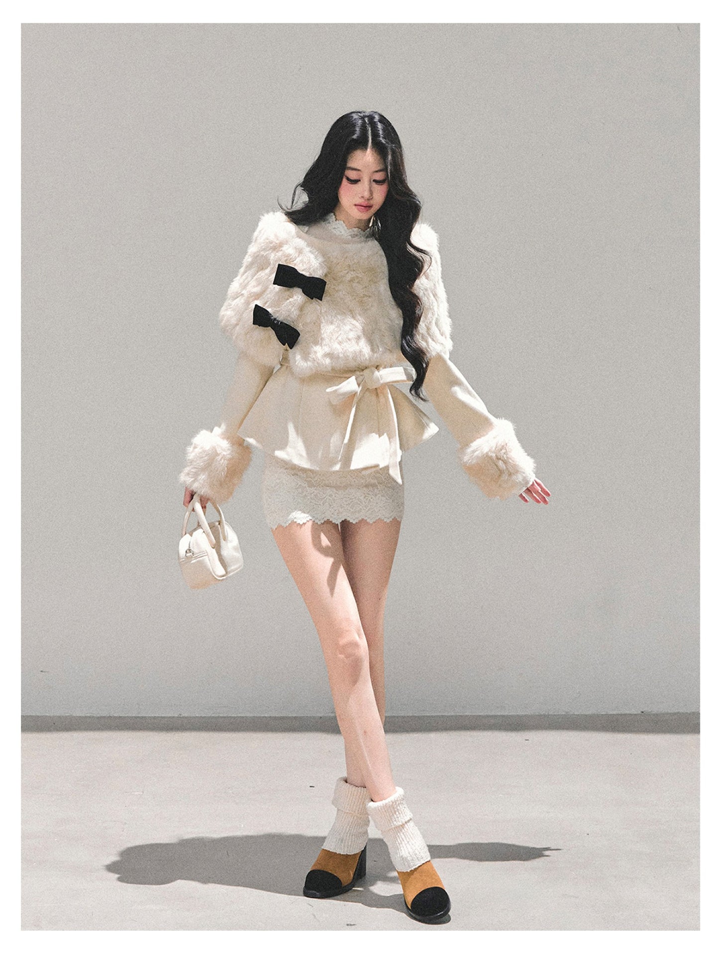 少也眼 “Through Her Dreamscape" Two-Piece Set