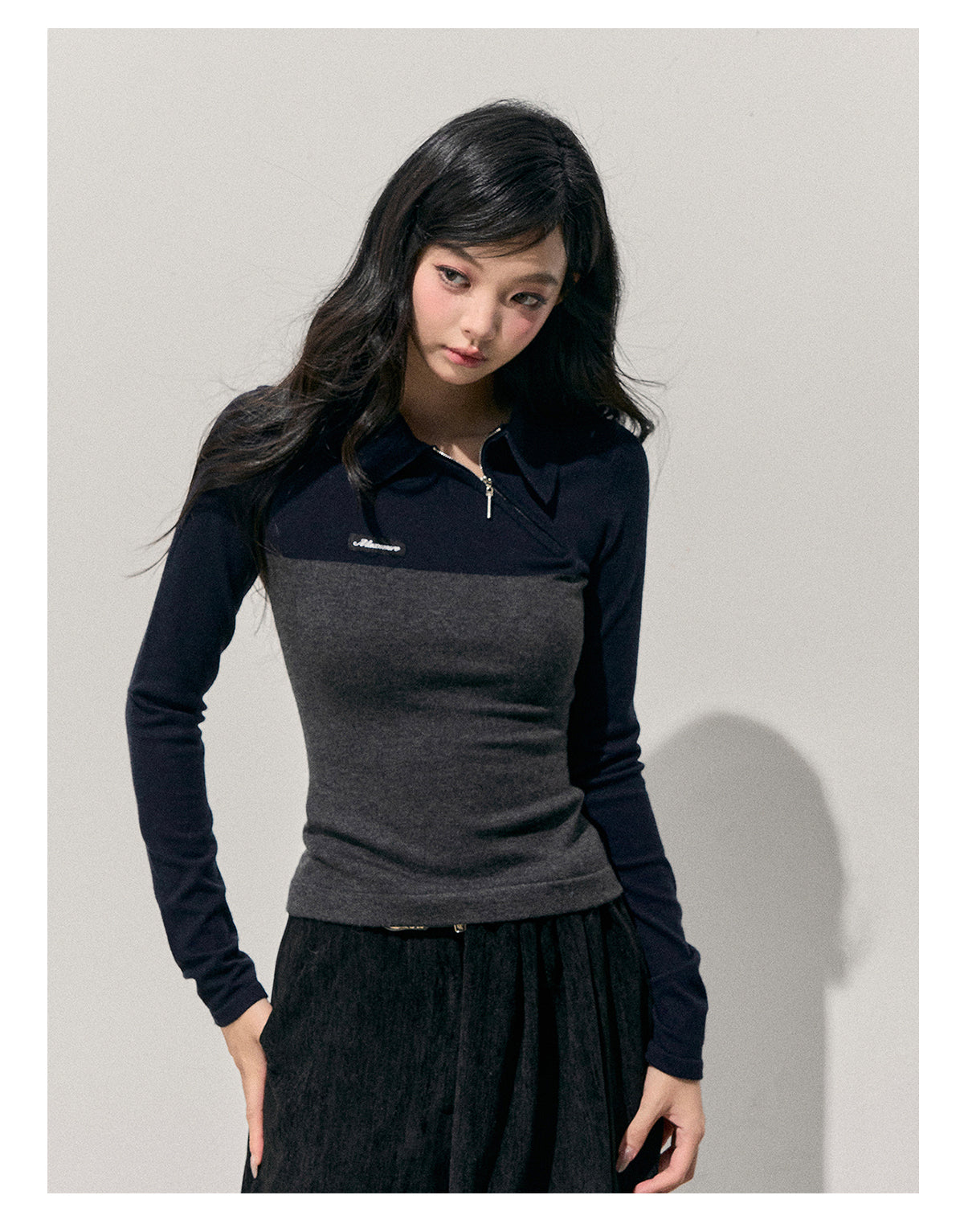 少也眼 “Undercurrents of Time” Slim-Fit Long-Sleeve Polo Knit Top