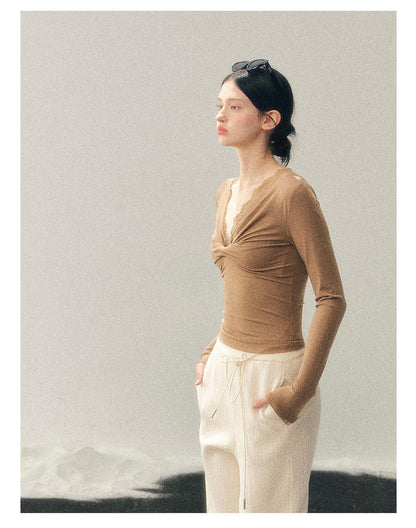 少也眼 “Vintage White Moonlight” Lace V-Neck Long Sleeve Slim Fit Top - Coffee Brown