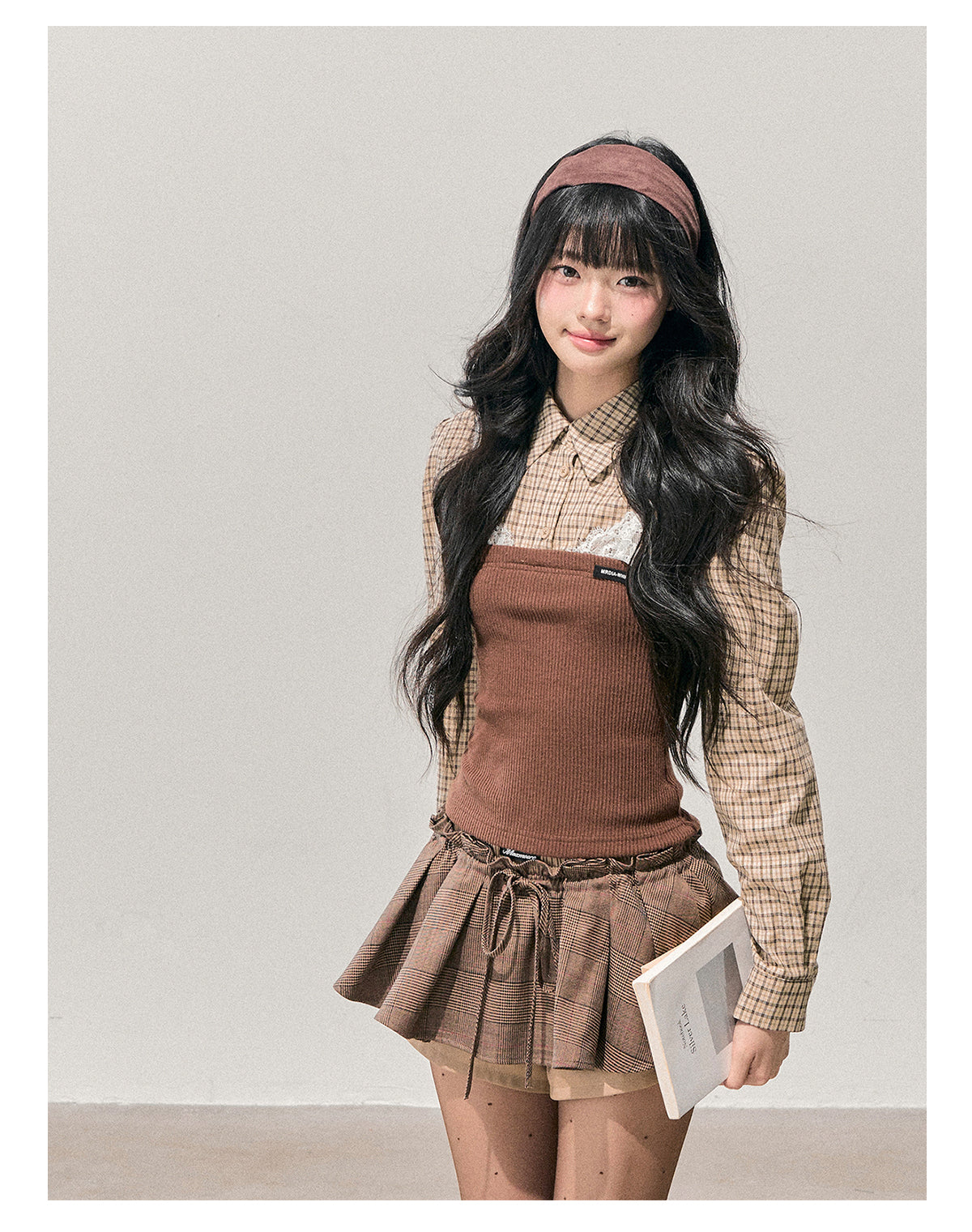少也眼 "Falling Leaves Trace" Faux Layered Lace Plaid Knit Top