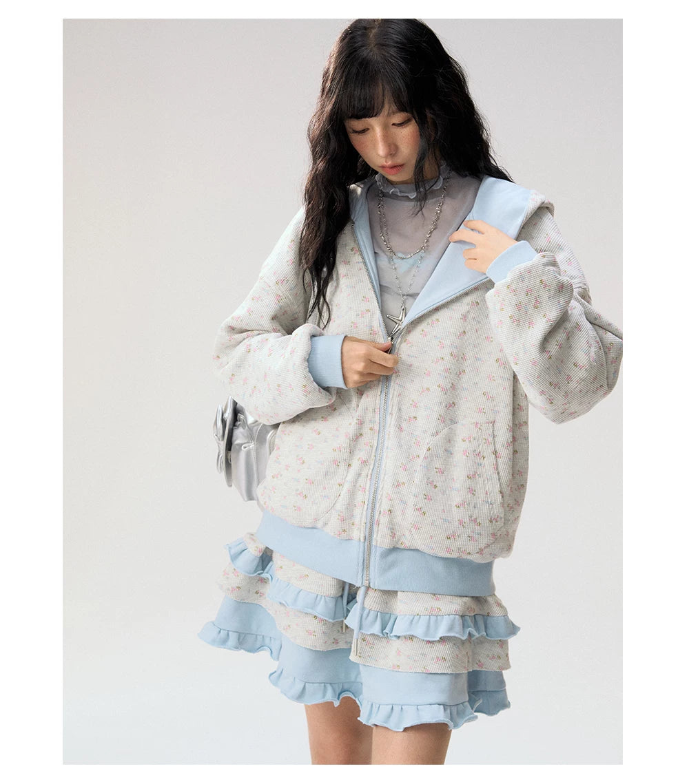 [CAN] "Misty Blue Floral Reverie" Light Blue Floral Set (Reversible Jacket / Sweatpants / Tiered Skirt)