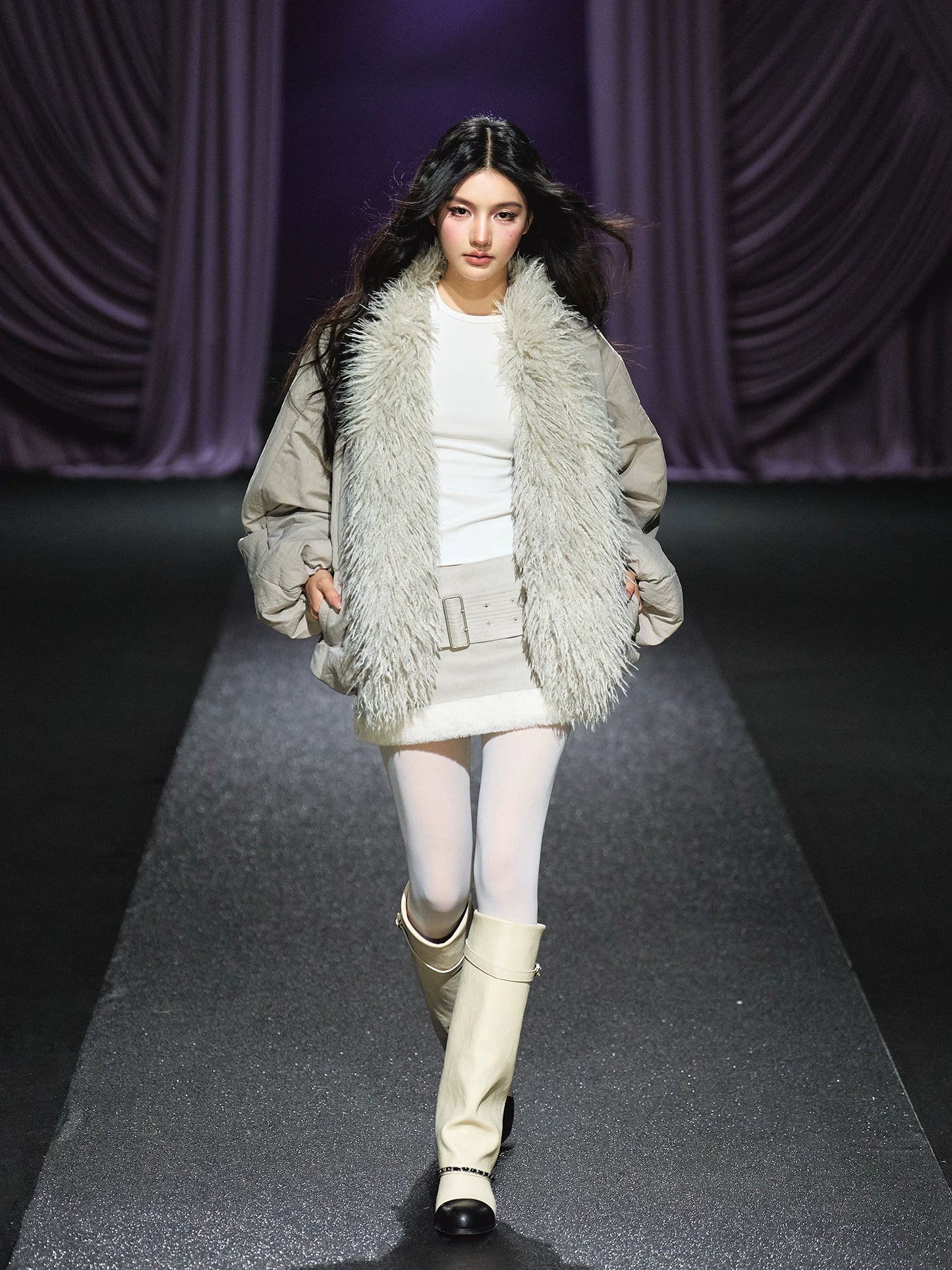 "Snowbound Escape" Faux Fur Collar Padded Winter Jacket (Ivory / Heather Gray)