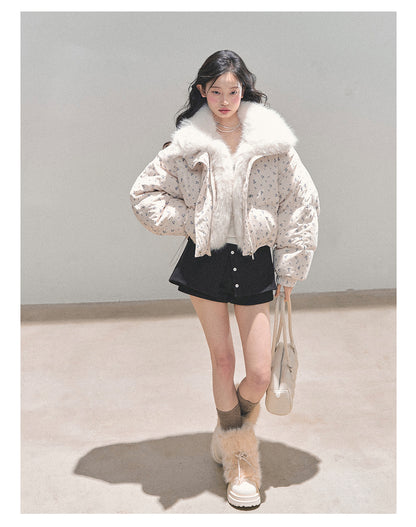 少也眼 Oatmeal Short Down Jacket with Detachable Faux-Fur Collar 784651