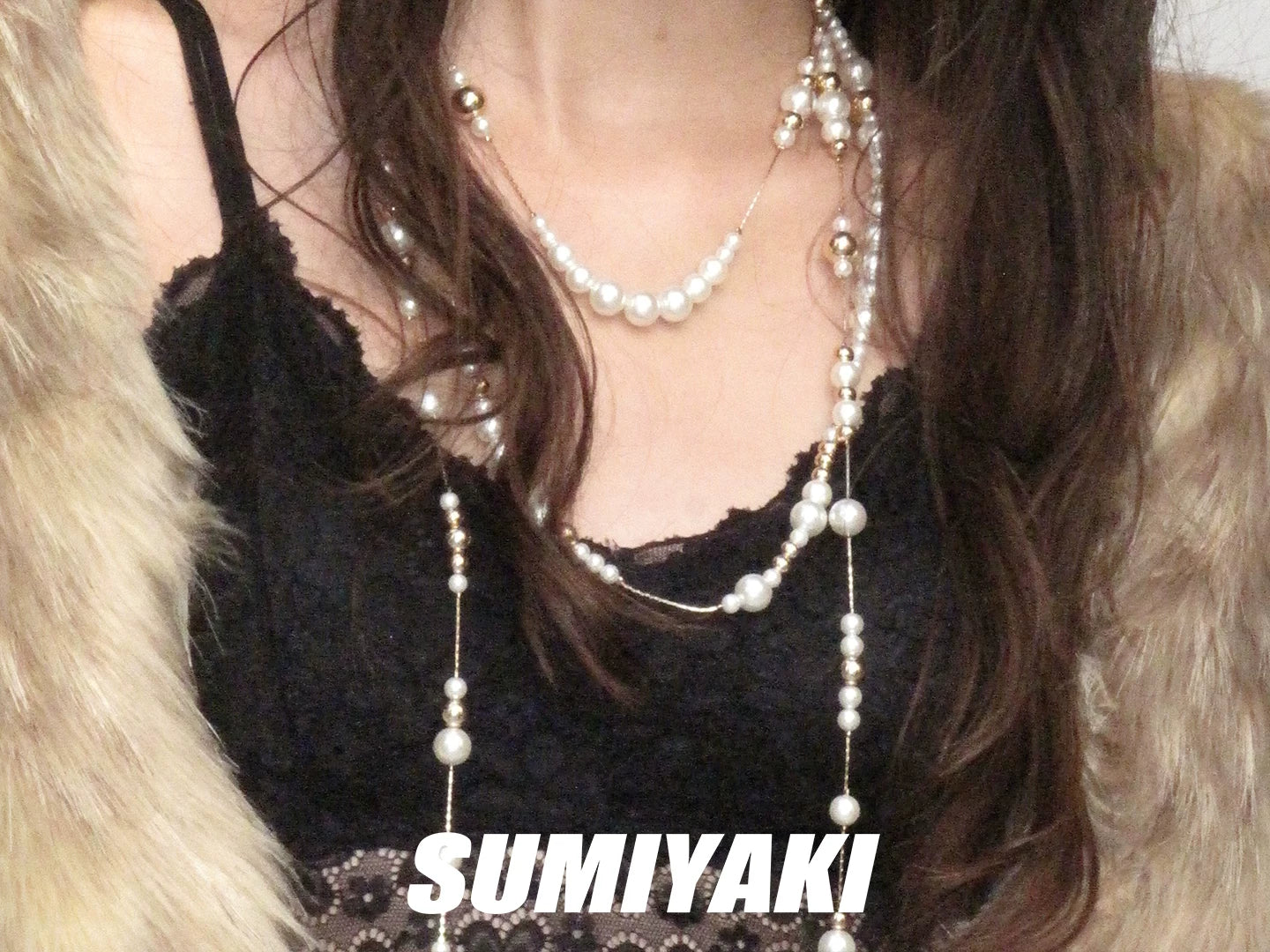 Vintage Key & Pearl Layered Long Necklace – Luxury Water Drop Charm Statement Necklace for Women