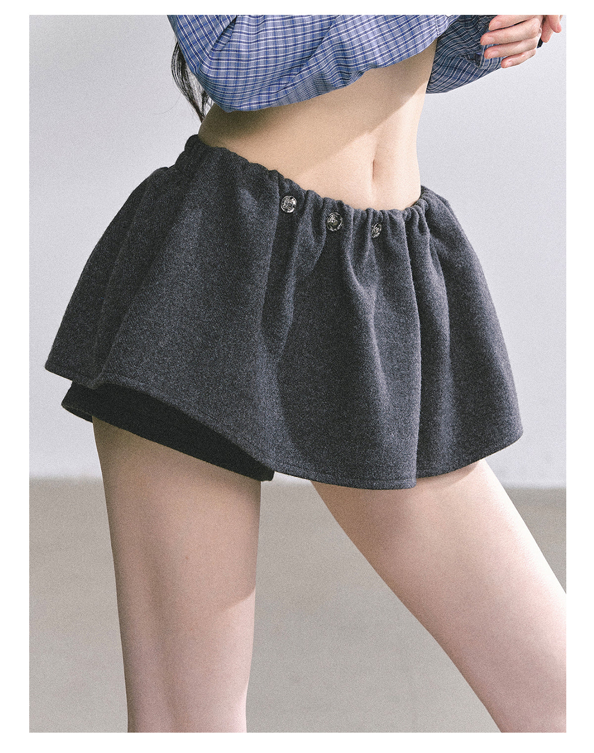 少也眼 "Wild Model-Leg Aura" Woolen Flared Mini Skirt - Gray 1483645