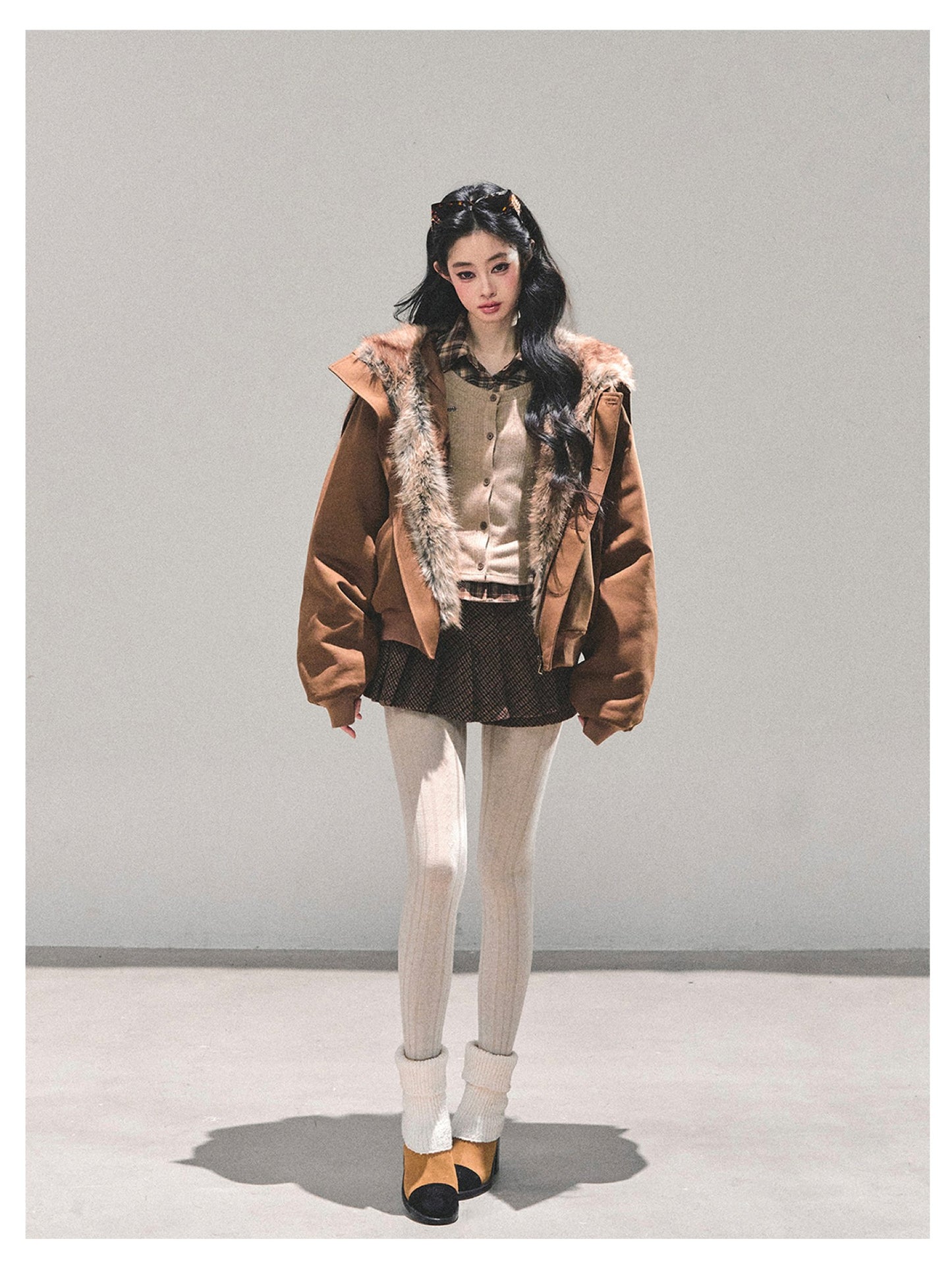 "降落在你怀中" Falling Into You Fleece Jacket - Brown