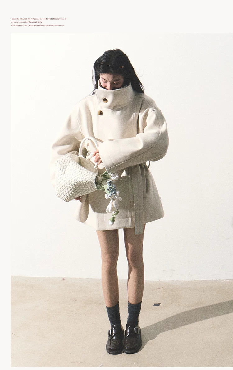 OAKMOO/ "A Touch of Soft Clouds" Fragrant White Wool-Blend Belted Short Coat